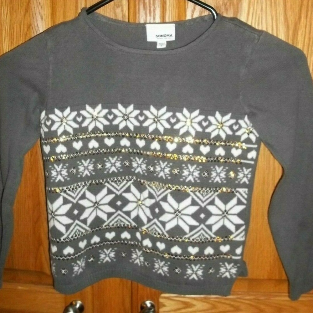 CUTE SWEATER IN A SIZE 5 BY SONOMA 100% cotton